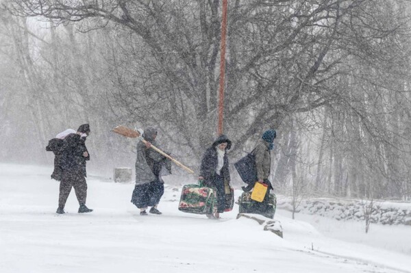 Heavy Snow and Rain in Afghanistan Kill 61 People