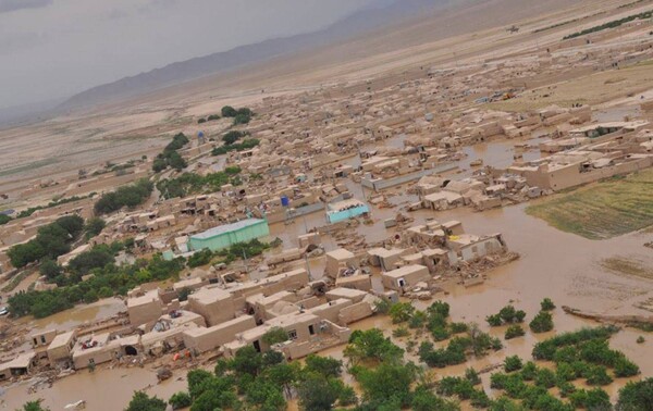Более 311 человек погибли в результате разрушительных наводнений в провинции Баглан, Афганистан